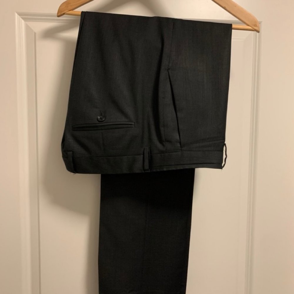 Bonobos Charcoal Grey 2 Piece Suit 44R - Picture 7 of 7